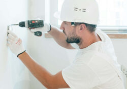 Der unverzichtbare Allrounder: Ein Grundpfeiler moderner Wohnungsinstandhaltung